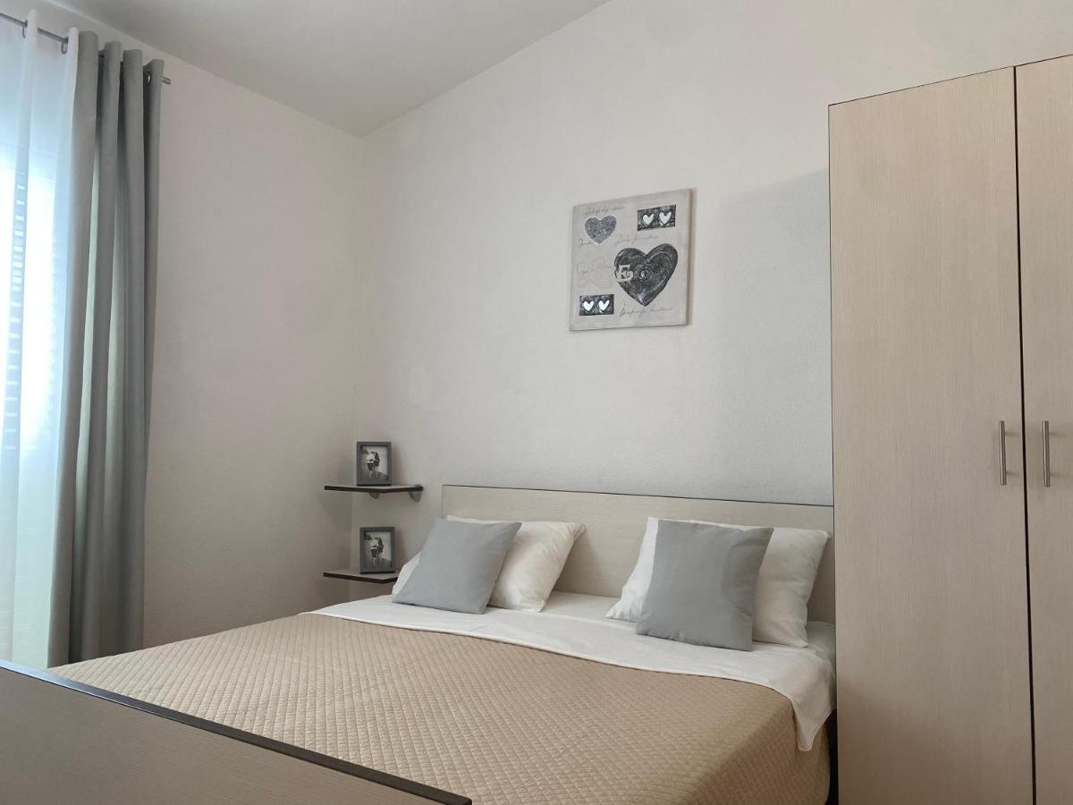 Apartments Lolo Privlaka  Zewnętrze zdjęcie