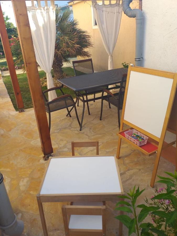 Apartments Lolo Privlaka  Zewnętrze zdjęcie