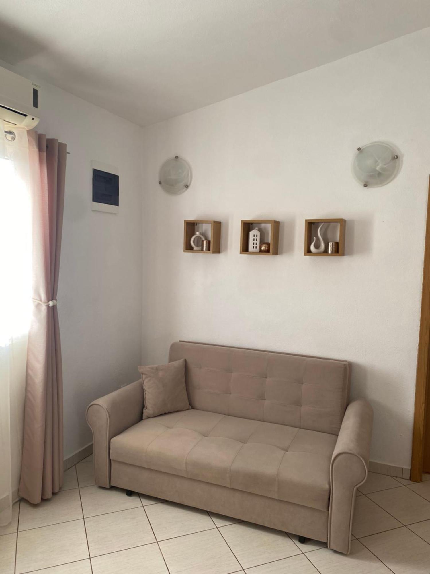 Apartments Lolo Privlaka  Zewnętrze zdjęcie