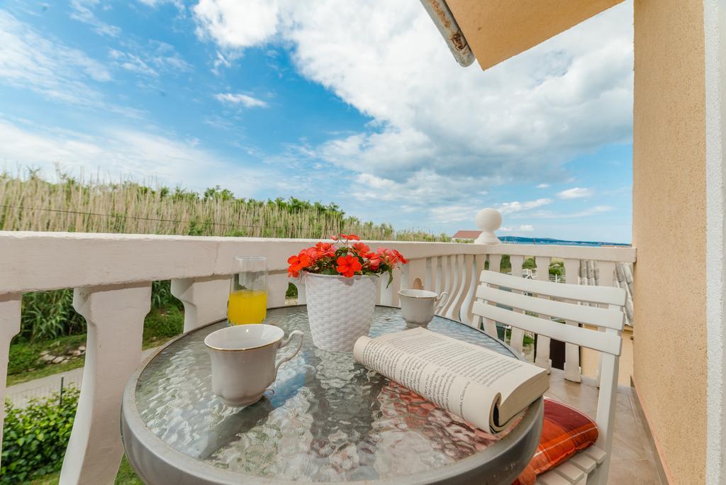 Apartments Lolo Privlaka  Zewnętrze zdjęcie